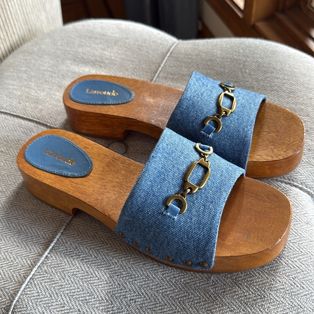 Larroude Women's Slide Sandals